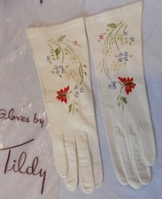 VINTAGE KID LEATHER GLOVES - IVORY WHITE - EMBROIDERY FLOWERS  BUTTERFLY sz 7