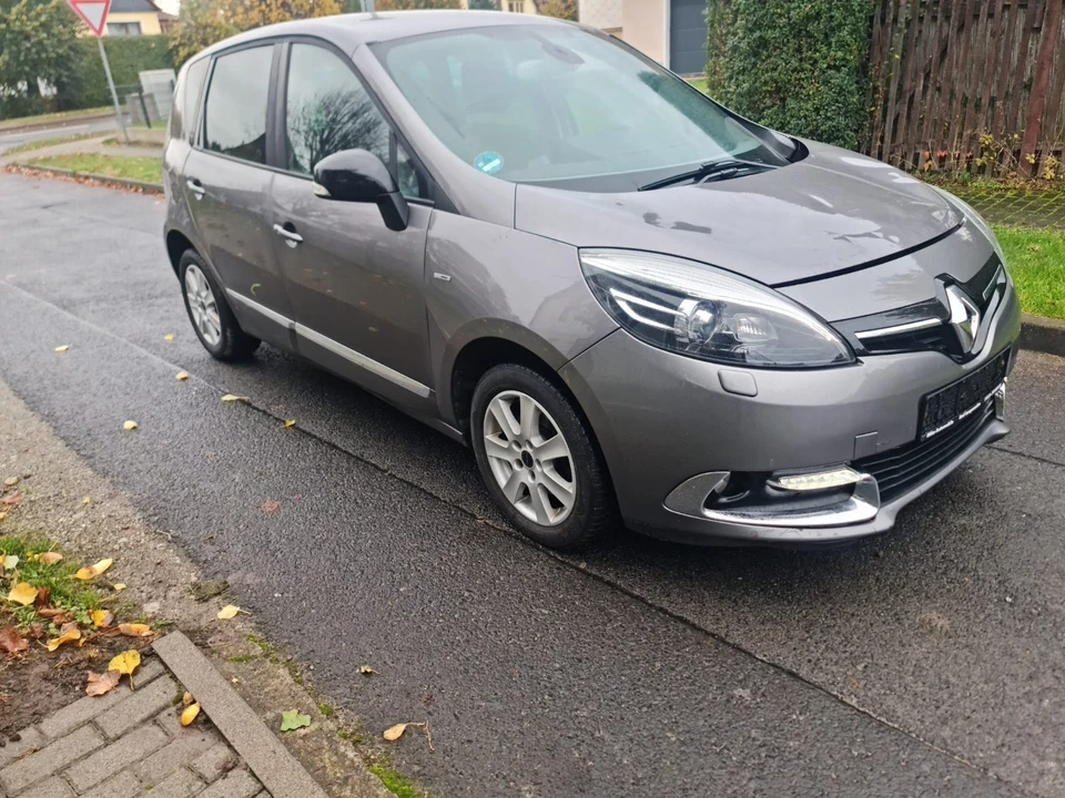 Renault scenic TÜV 04.2027 - Bild 2 von 4