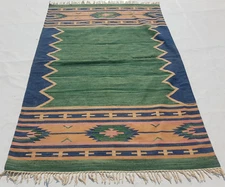 Vintage Traditional Handcrafted Turkish Kilim Rug for Home Décor 205x138 cm
