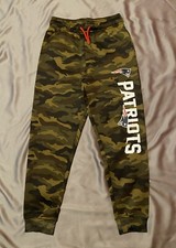 NEW NFL New England Patriots Camo Fleece Jogger Sweatpants Kids Size 10-12