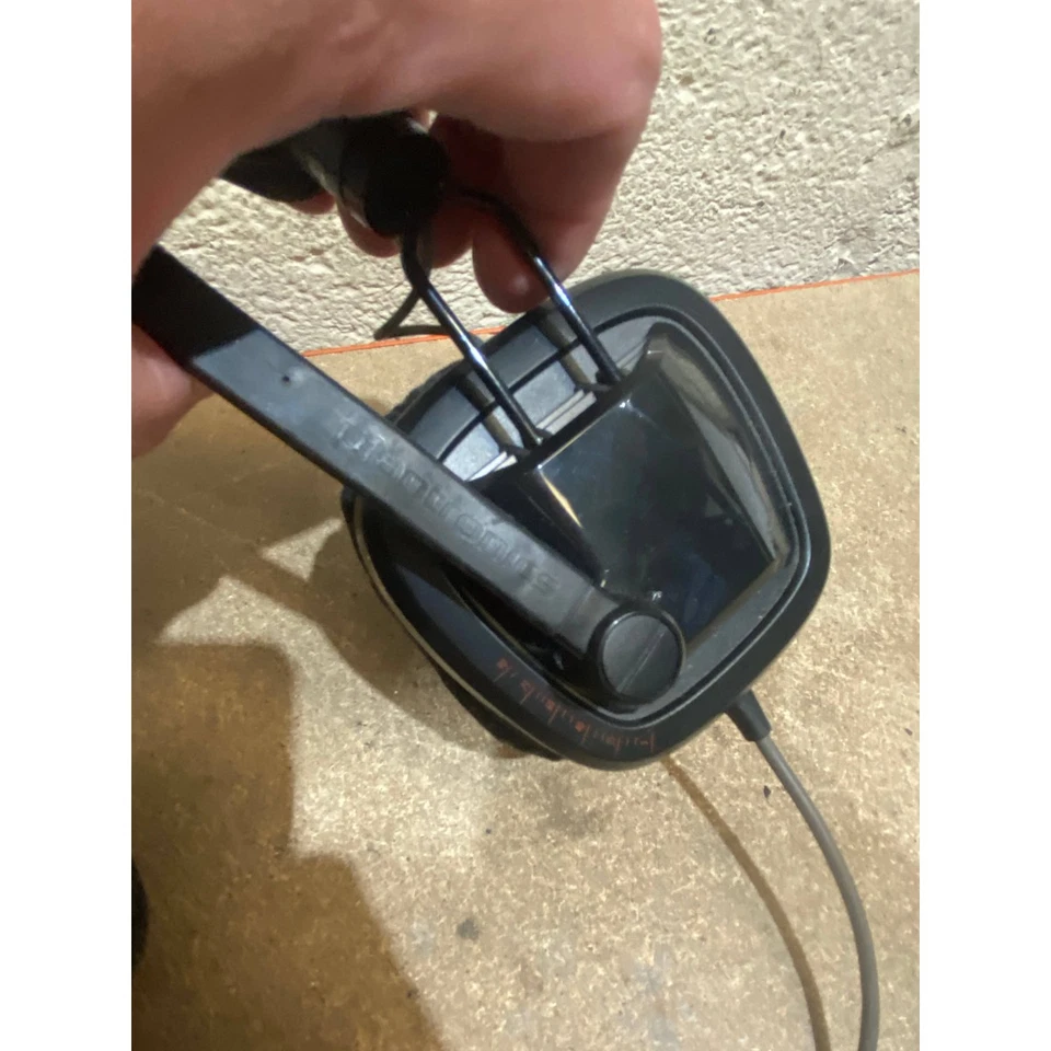 Plantronics GameCom Gaming Stereo Headset Black Wired 3.5mm Adjustable Headband - Image 4 of 4