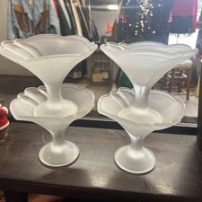 VTG Italian Art Deco Satin Pedestal Compote Glass Dishes Scalloped Plume dessert