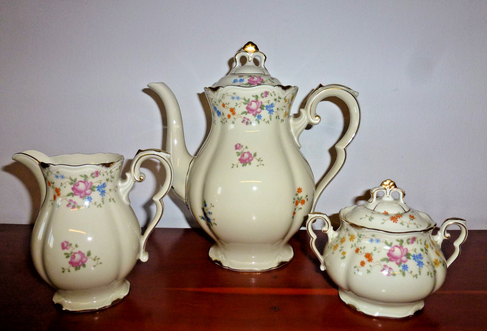 Kaffeekanne, Milch & Zucker Porzellan Alt Schönwald mit Goldrand