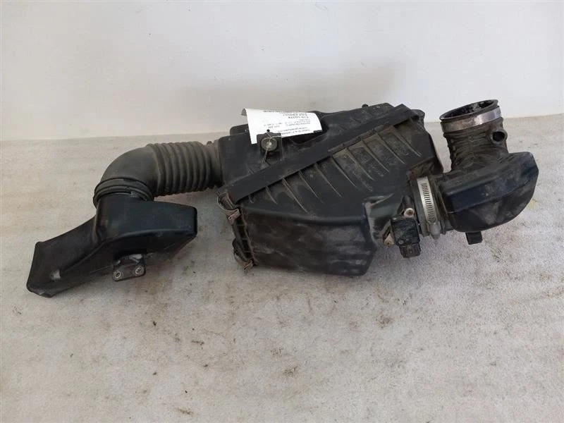 2010-2013 SUZUKI SX4   AIR BOX  Air Cleaner 2.0L Fits 10-13 SX4 382273 Foto 4 de 4