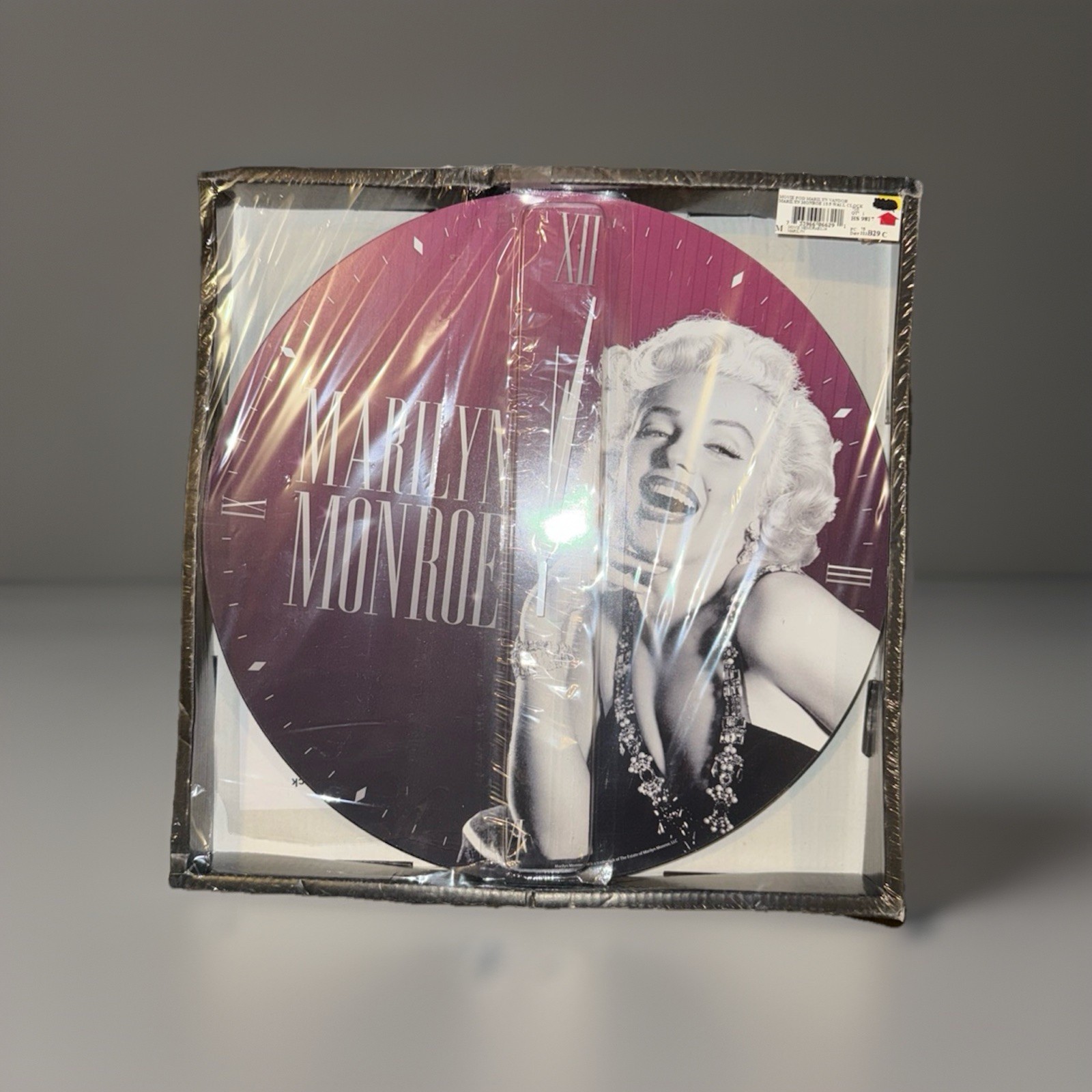 Vandor Marilyn Monroe 13.5&rdquo; Cordless Wood Wall Clock &ndash; New Sealed