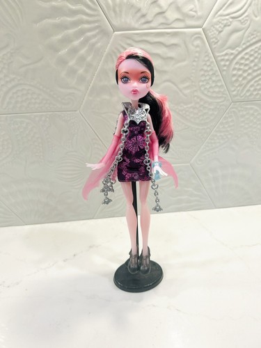Monster High Doll Draculaura Haunted Getting Ghostly