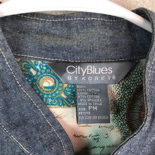 Vintage Womens Shirt Medium Petite Blue City Blues by Koret Denim Large Buttons - Picture 2 of 10