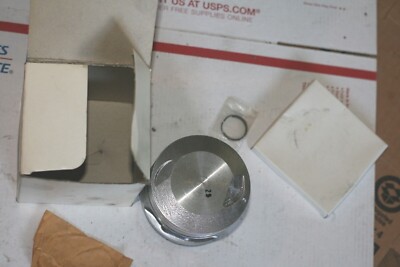 NOS Honda OEM PISTON KIT NO PIN 85-87 ATC250 ES,SX,85 87 TRX250 1RST OVER 