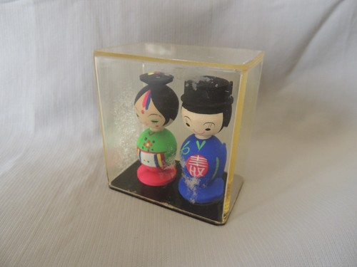 Vintage Japanese wooden miniature wedding dolls in the box - Picture 2 of 9