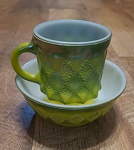 Anchor Hocking Fire King Bowl Mug Set Kimberly Diamond Vintage Pattern Green EUC