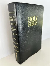 New International Version w/ helps by New York International Bible Society