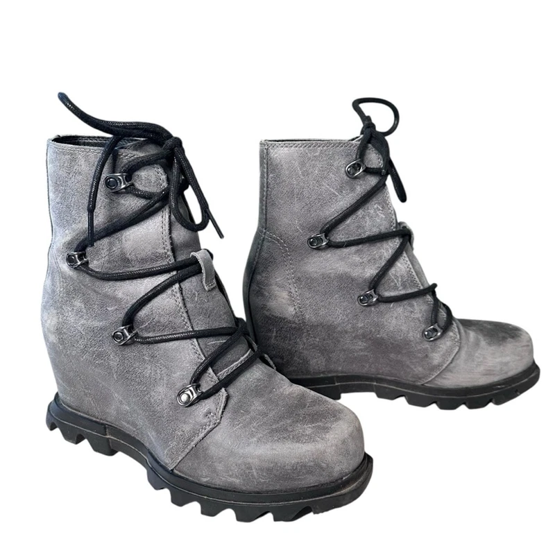 sorel joan arctic wedge lll lace cozy distress boots