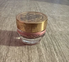 Max Factor Whipped Creme Cream Blush (Gentle Pink ) NEW.