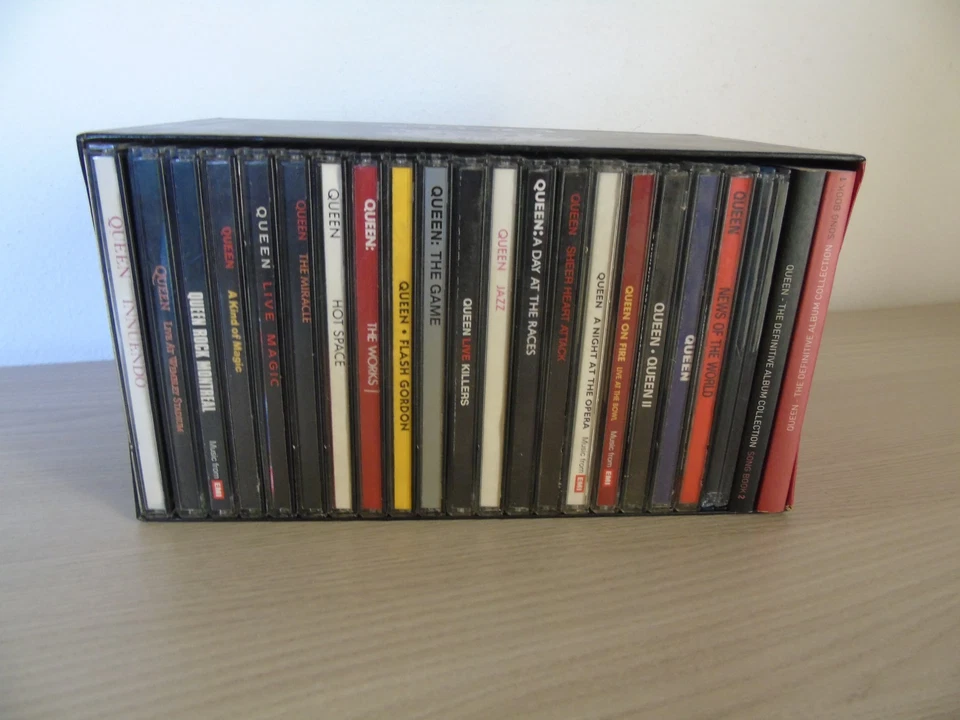 THE QUEEN - COMPLETE ALBUM COLLECTION. BOX 20 CD + 2 BOOKLET - Immagine 2 di 4