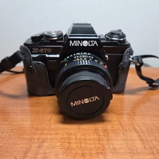 Vintage Minolta X-570 35mm SLR Camera with 50mm 1:1.7 Lens with Case & Bag