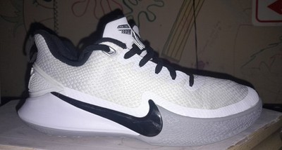 Mens Size 8.5 Nike Kobe Mamba Focus Basketball Shoes