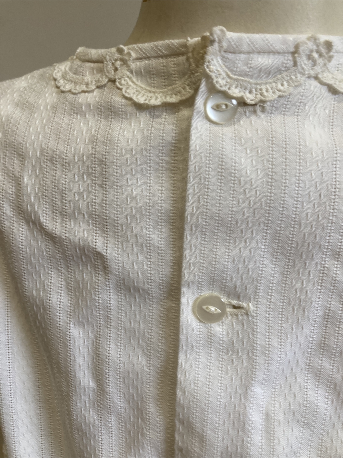 Vintage 1950s/60s Holy Communion Dress, Veil, Headpiece & 2 pairs of Gloves 5