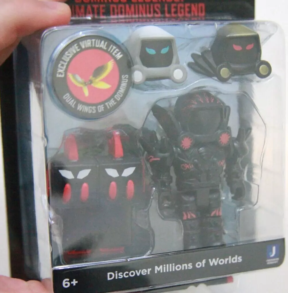 ROBLOX Dominus Legends Figure Exclusive Virtual Item ( Free