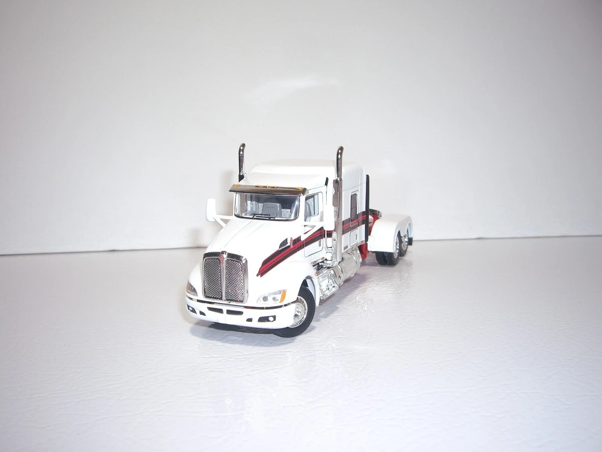 25+ Highway 61/DCP Kenworth Diecast Tractor Trailers/Semis for