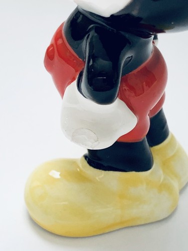 Vintage Disney Mickey & Minnie Ceramic Figurines (Made in Japan) - Set of 2 - Picture 3 of 12