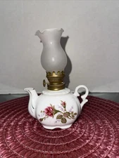 Vintage Small Lipper & Mann Pompadour Rose Gold Trim Tea Kettle Oil Lamp 