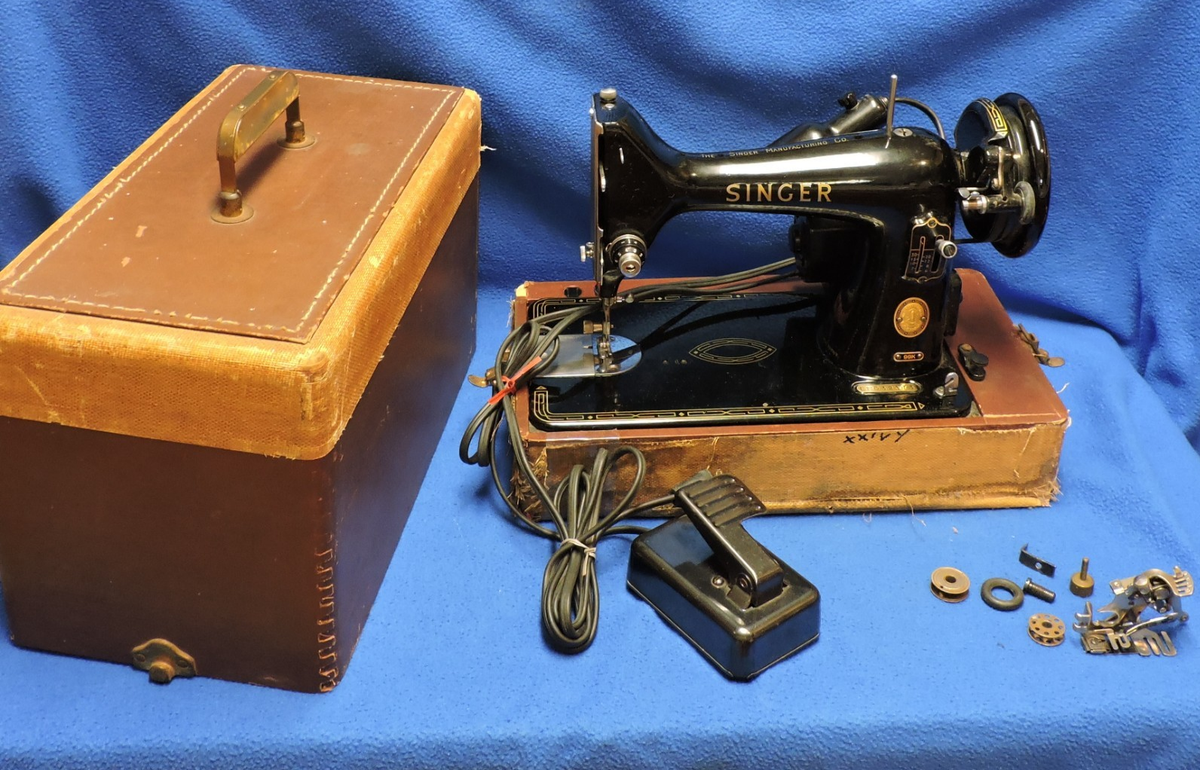 付属品多数｜縫えるアンティークミシン｜SINGER 99K 手回しミシン Vintage SINGER 99k Electric Portable Sewing Machine w/Pedal and