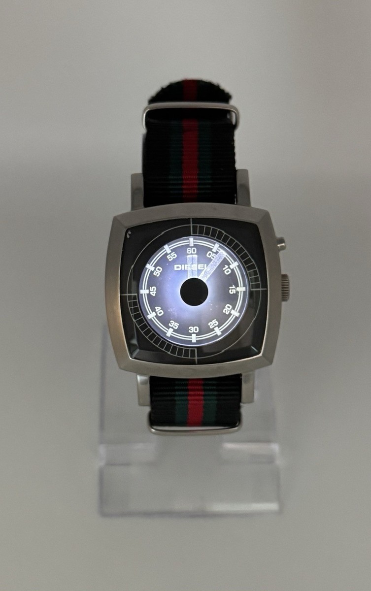 ✧並品✧DIESEL DZ-1060 腕時計 四角文字盤 希少品 DIESEL ディーゼル DZ-1060 激レア 超希少品 - メルカリ