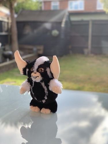 Gremlins STRIPE Mohawk Black Gremlin Gizmo Soft Plush Toy 12" BANDAI Namco - Picture 3 of 20