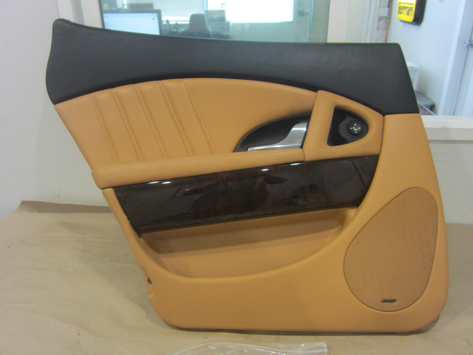 Maserati Quattroporte - LH Rear Inside Door Panel. Part # 66939800