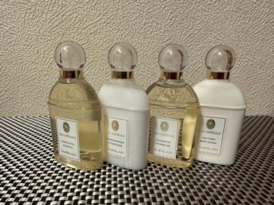 GMISUN Glas-Shampoospender Set (2 Stück) – Mit Pumpe & Etiketten, Bernsteinfarben, Für Badezimmer-Organisation