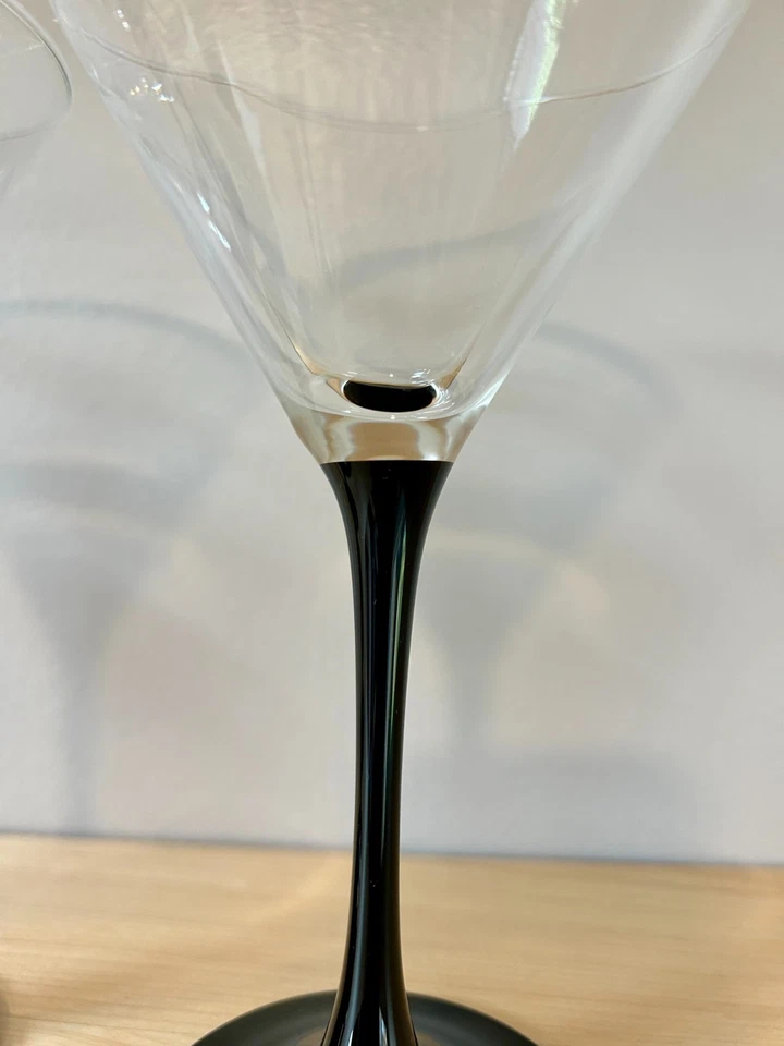 Juego de 4 vasos vintage Luminarc de cristal de dominó con tallo negro Martini de 4 OZ  Foto 3 de 4