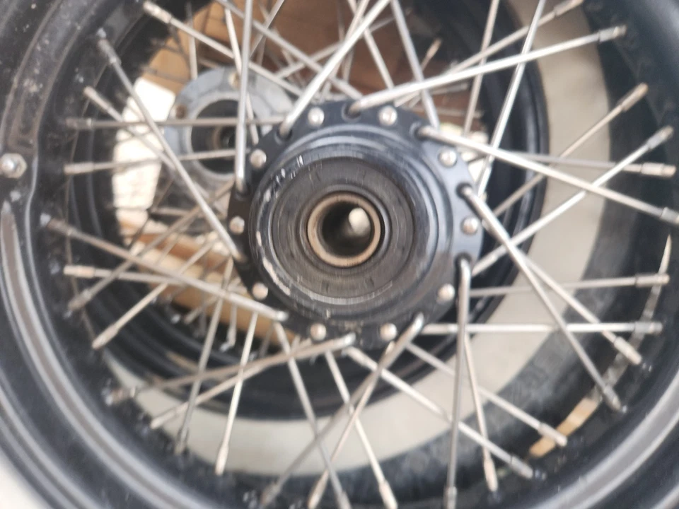 Llantas Victory High-Ball 16x3,5 llantas delanteras y traseras radiadas 2013 OEM Foto 2 de 4