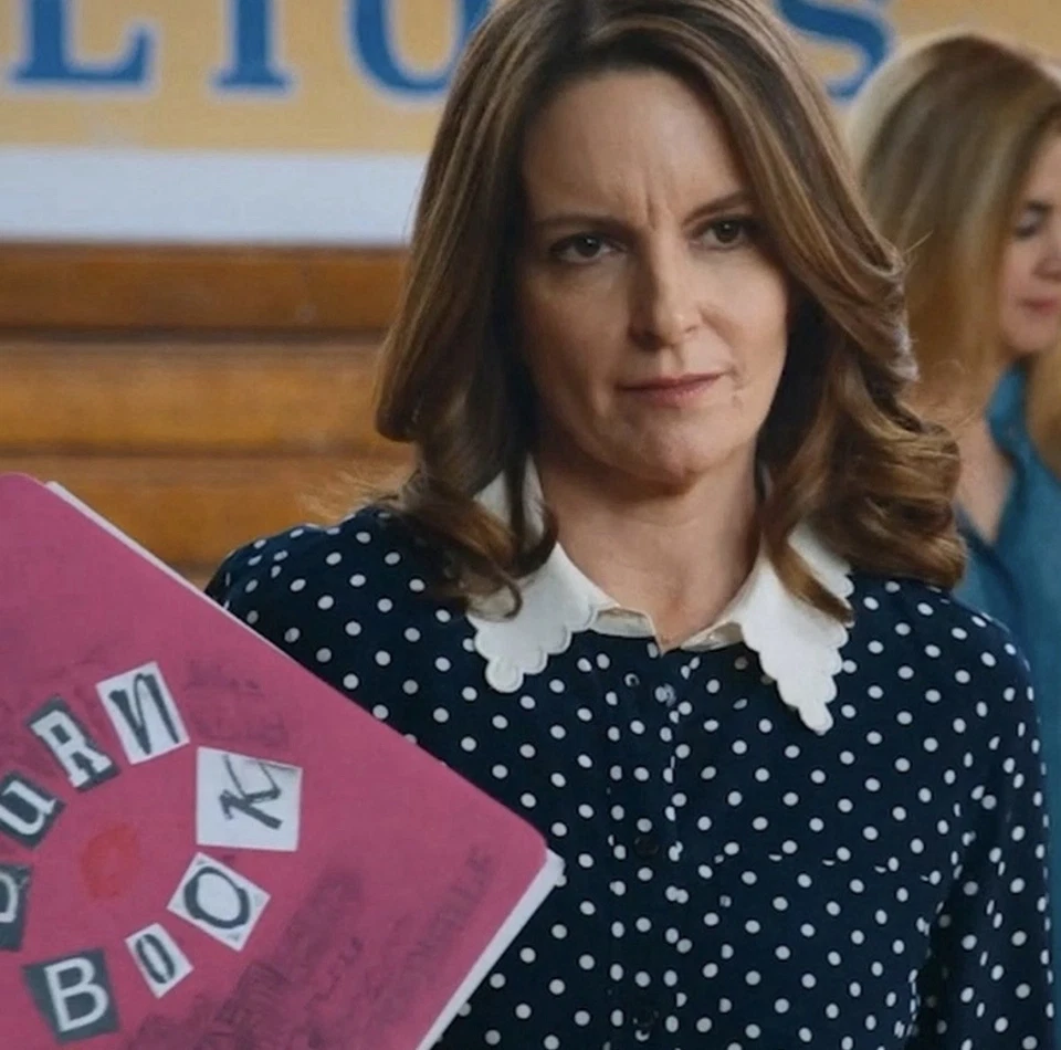 Tory Burch 扇形边缘丝绸圆点印花跑道衬衫,尺寸 14 Kate Middleton — 第 2/4 张图片