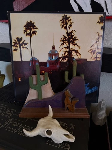 Eagles - ‘Hotel California’ 1976 LP US Specialty Pressing W/Original Poster VG+