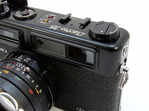 Tested works Good-conditioned Yashica Electro35 GT 35mm film camera from Japan - Picture 19 of 23