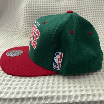Mitchell & Ness Milwaukee Bucks Hardwood Classics Snapback 