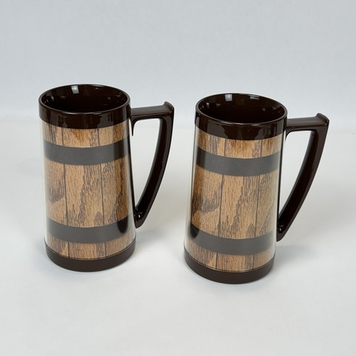 2 Thermo-Serv Old Oaken Bucket Plastic Mugs Dart Industries Vintage 1976 USA - Picture 2 of 9
