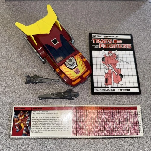 Transformers G1 Vintage Car Movie Hot Rod Plastic 100% Complete Tech Spec Manual