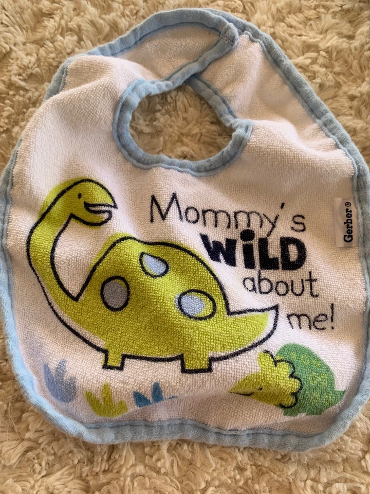 3 baberos Gerber Baby Boys azul blanco verde dinosaurios Foto 2 de 4