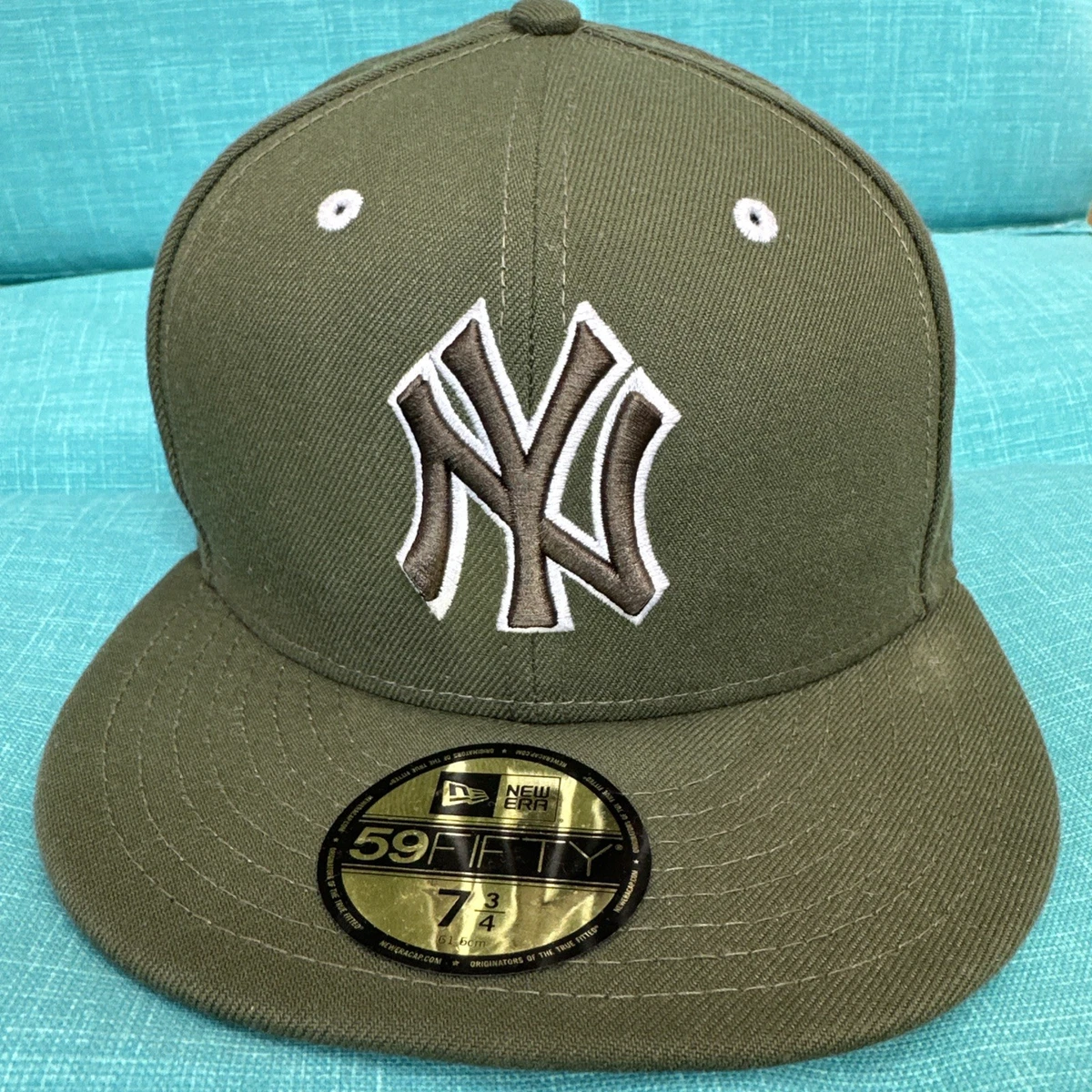 New York Yankees Green MLB Fan Apparel & Souvenirs 7 3/8 Size for