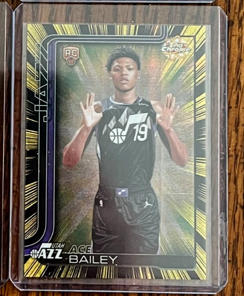 2025-26 Topps Chrome Ace Bailey Radiating Rookies - SSP Rookie Refractor