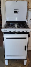 21" Magic Chef Porcelain Enamel Gas Range 1940s A+ Condition WORKS!! CT Local