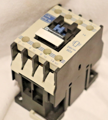 LP4D1210BD3 Telemecanique 24V Relay Contactor Assembly Control Device Electrical