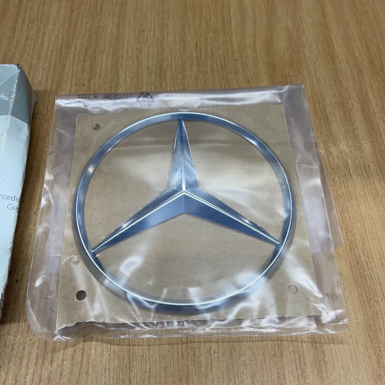GENUINE MERCEDESBENZ SPRINTER W906 REAR CHROME EMBLEM BADGE