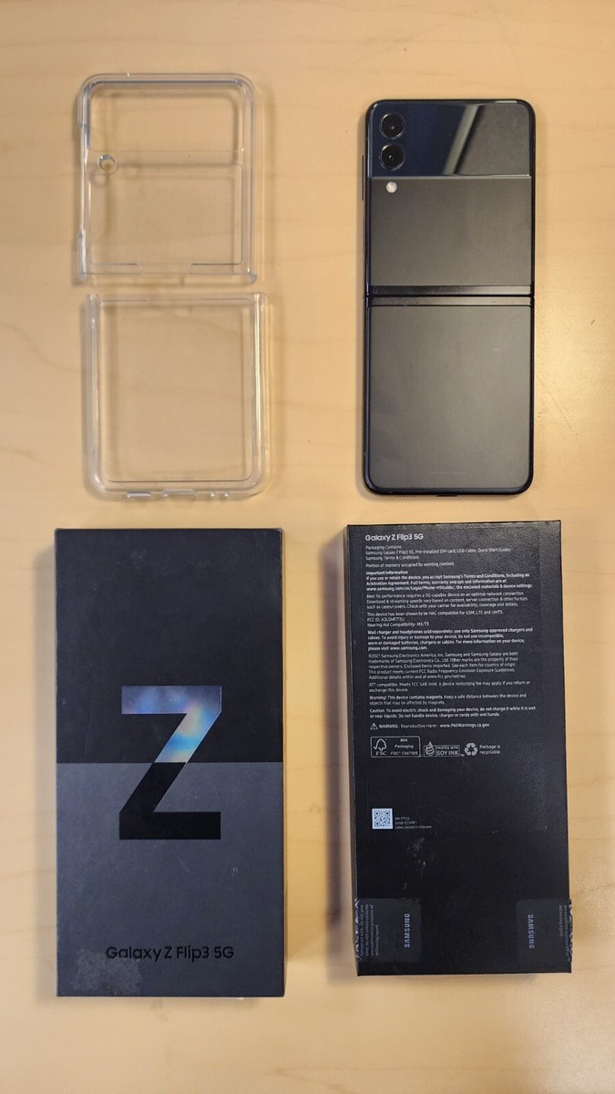 Samsung Galaxy Z Flip3 5G - FOR PARTS - UNLOCKED - DAMAGED Samsung Galaxy Z Flip3 5G - FOR PARTS - UNLOCKED - DAMAGED