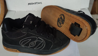 HEELYS Atomic 7145 Youth Size 4 Sneaker Shoes has wheels but No