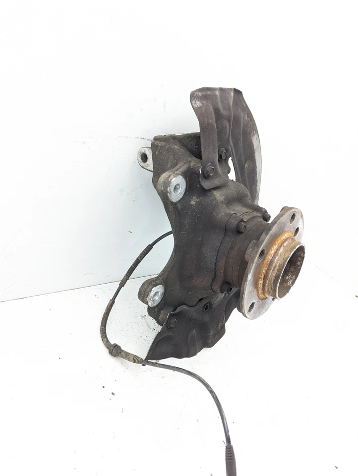 2006 - 2008 BMW 750Li FRONT RIGHT PASSENGER SIDE SPINDLE KNUCKLE WHEEL HUB OEM - Imagem 4 de 4