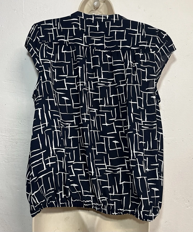 DKNY Large Blouse Navy Blue White Flutter Sleeve Top - Image 2 of 4