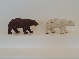 JOHILLCO TOY BEARS POLAR & BROWN ENGLAND LEAD BRITAINS SCALE ZOO