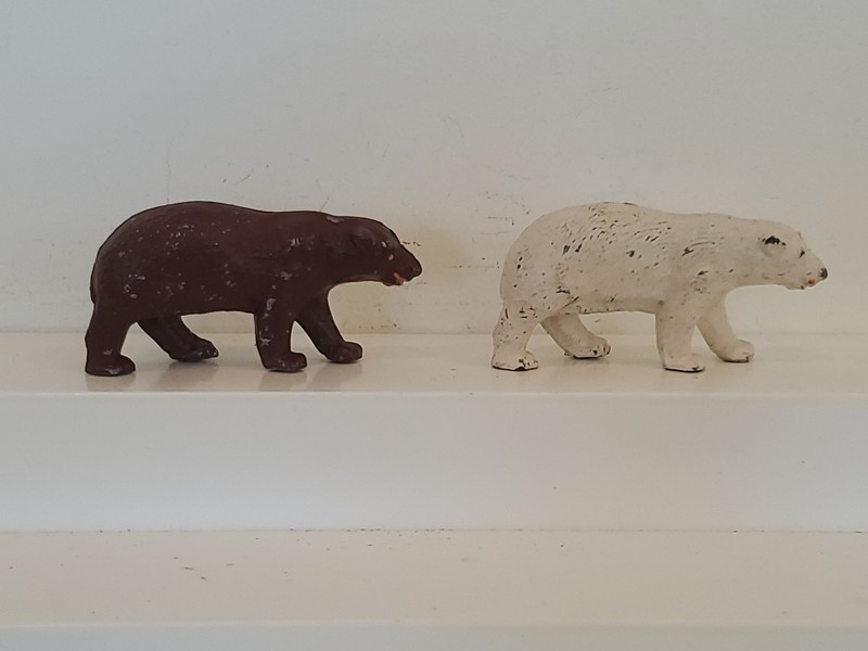 JOHILLCO TOY BEARS POLAR & BROWN ENGLAND LEAD BRITAINS SCALE ZOO